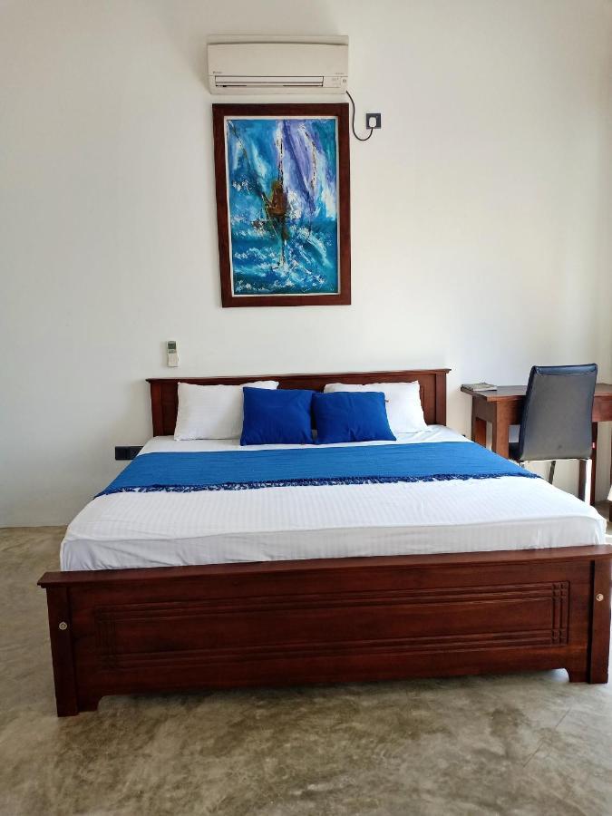 Aurora Lagoon Front Villa *